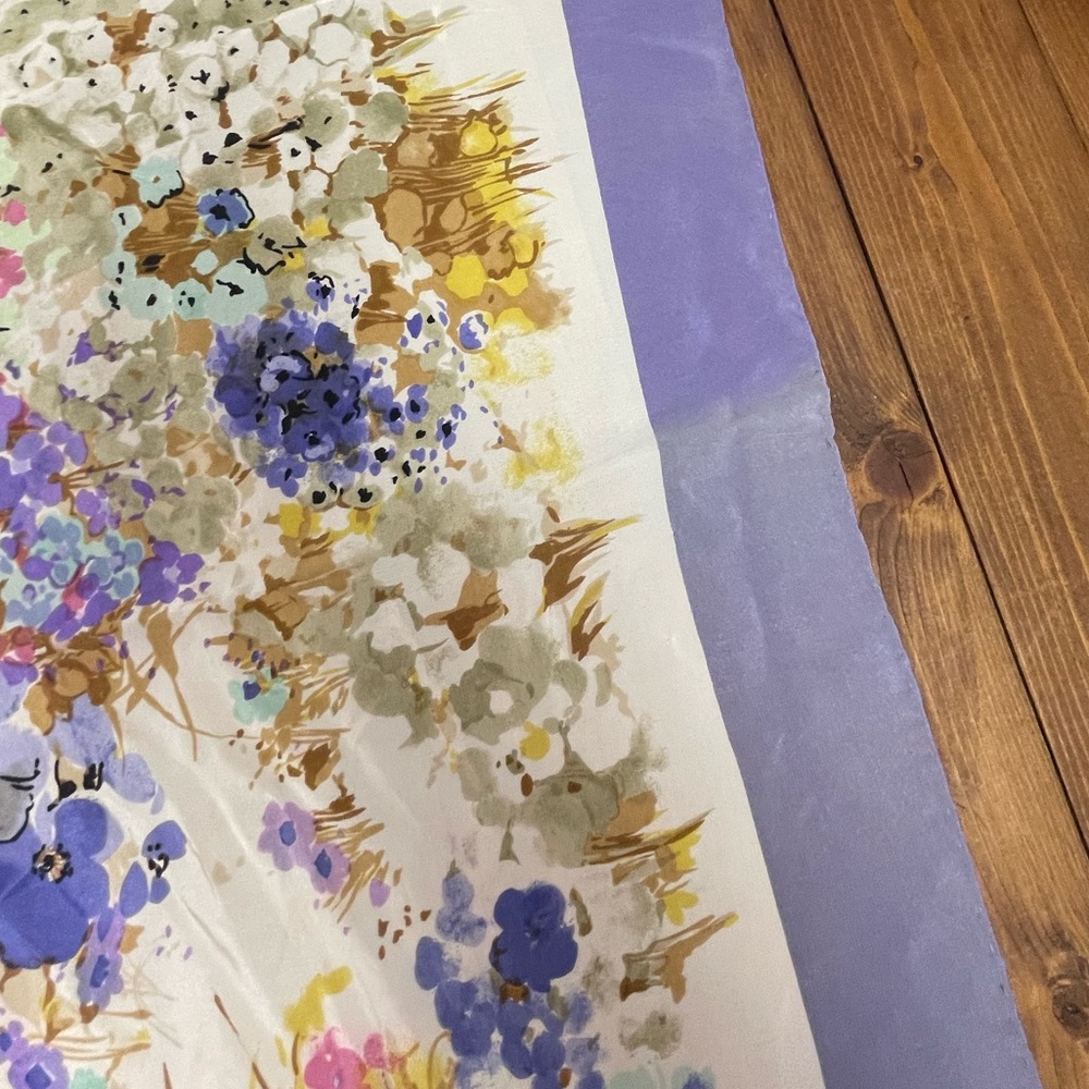 Vintage Vivienne silk scarf floral print - Picture 3 of 4